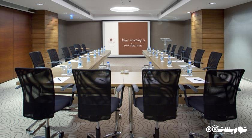 سالن برگزاری همایش و جلسات